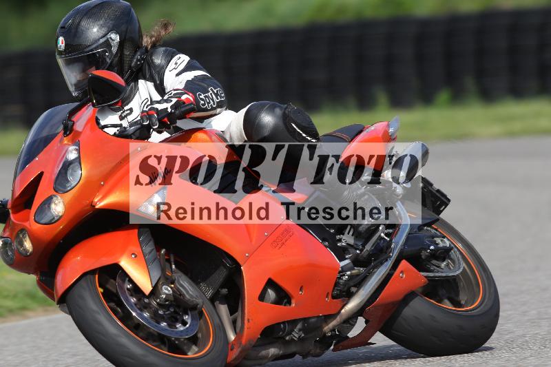 Archiv-2025/10 23.04.2025 Cornu Master School ADR/gruen-vert/14